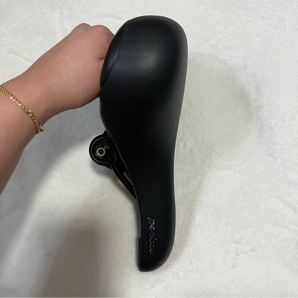 VELO POOBOO BIKE SEAT - Picture 2 of 4